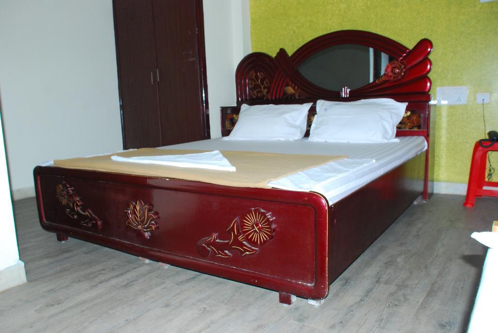 Jayalakshmi Residency Tirupati Room photo