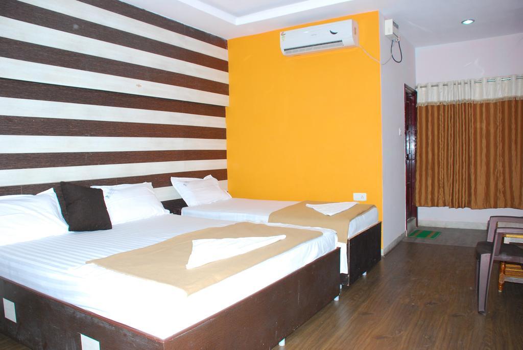 Jayalakshmi Residency Tirupati Room photo